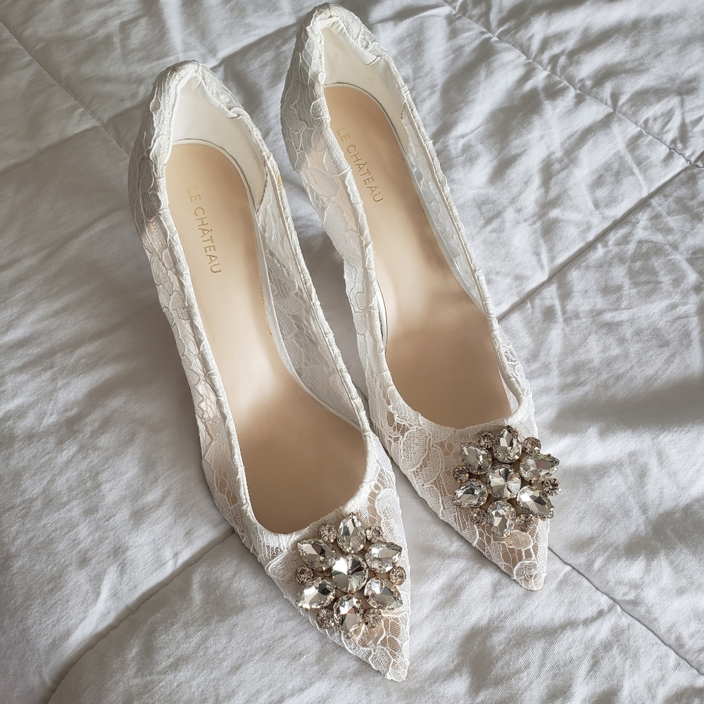 Never worn-💕Bridal le Chateau heels size 40